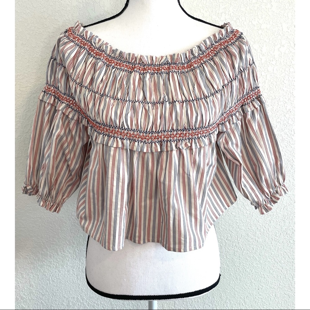 NWT Gianni Bini Magda off the shoulder top small